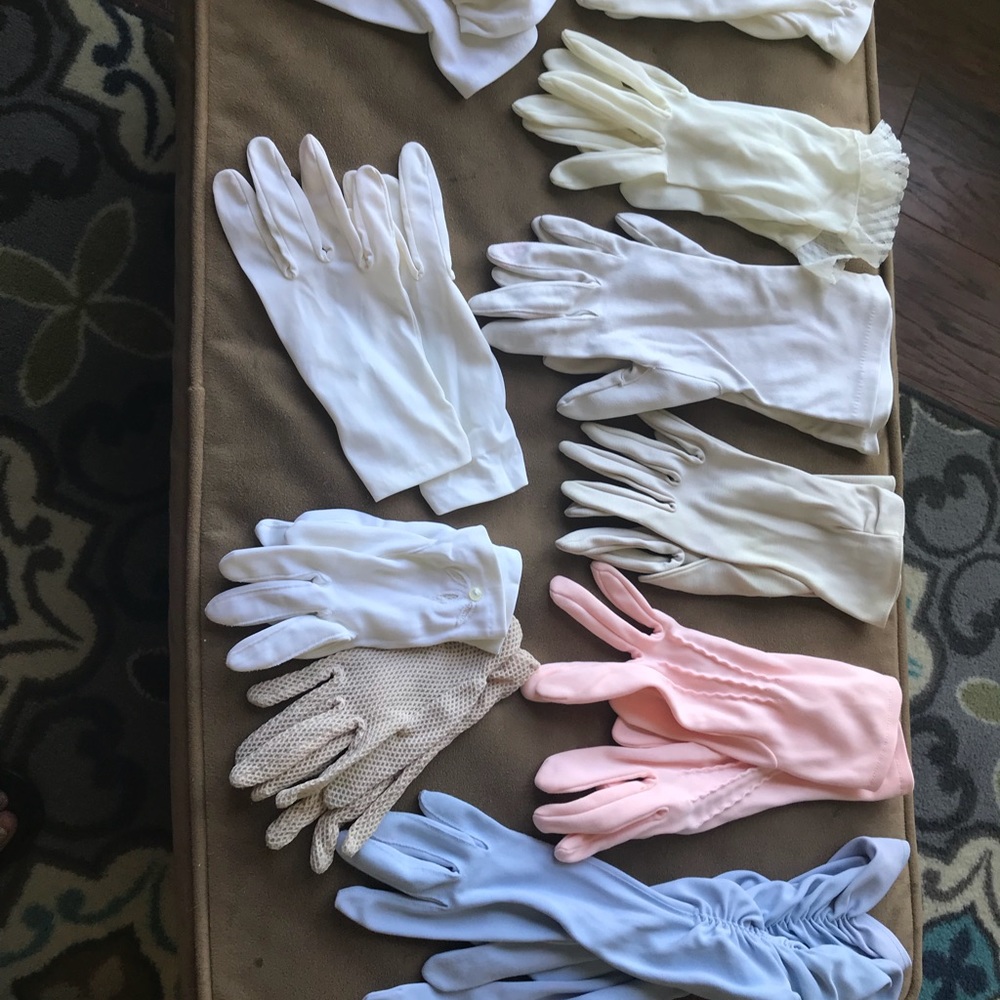 Vintage Ladies & Girls Dress Gloves